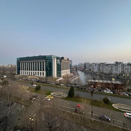 Unirii Lake Tribunal Bucarest Exterior foto