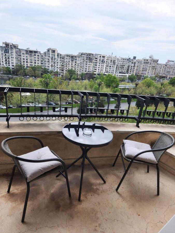 Unirii Lake Tribunal Bucarest Exterior foto