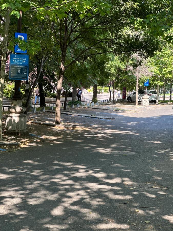 Unirii Lake Tribunal Bucarest Exterior foto