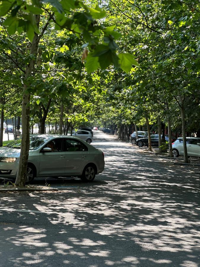 Unirii Lake Tribunal Bucarest Exterior foto